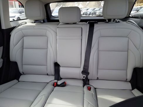 New 2026 Lincoln Nautilus Premier image 22