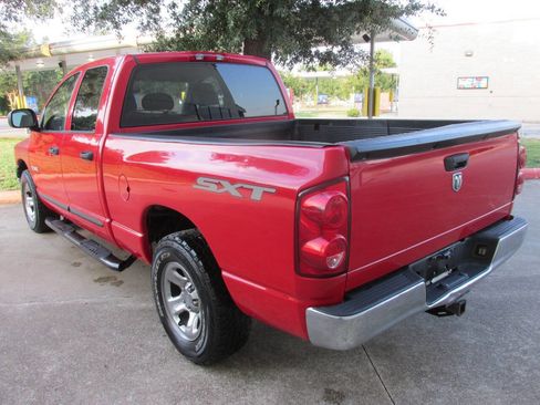 Used 2008 Dodge Ram 1500 Truck ST image 5