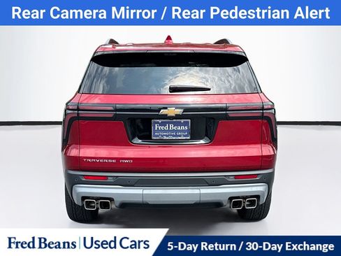Used 2026 Chevrolet Traverse LT w/ Sun and Wheel Package AWD/4WD image 7
