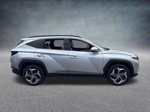 Used 2023 Hyundai Tucson Limited AWD/4WD image 5