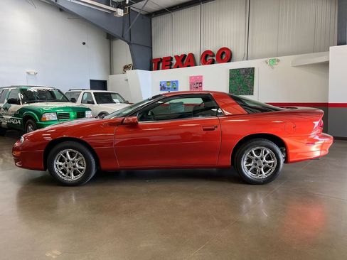 Used 2002 Chevrolet Camaro Z28 w/ Preferred Equipment Group image 38