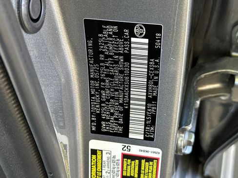 Used 2025 Toyota Camry SE w/ Convenience Package FWD image 24