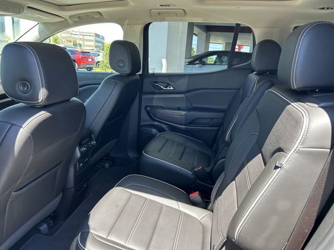 Used 2020 GMC Acadia Denali w/ Technology Package image 17