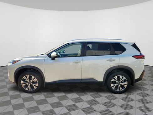 Certified 2023 Nissan Rogue SV w/ SV Premium B Package AWD/4WD image 4