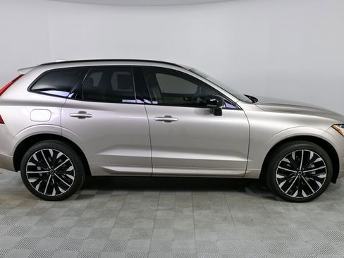 New 2026 Volvo XC60 B5 Ultra w/ Protection Package Premier image 27