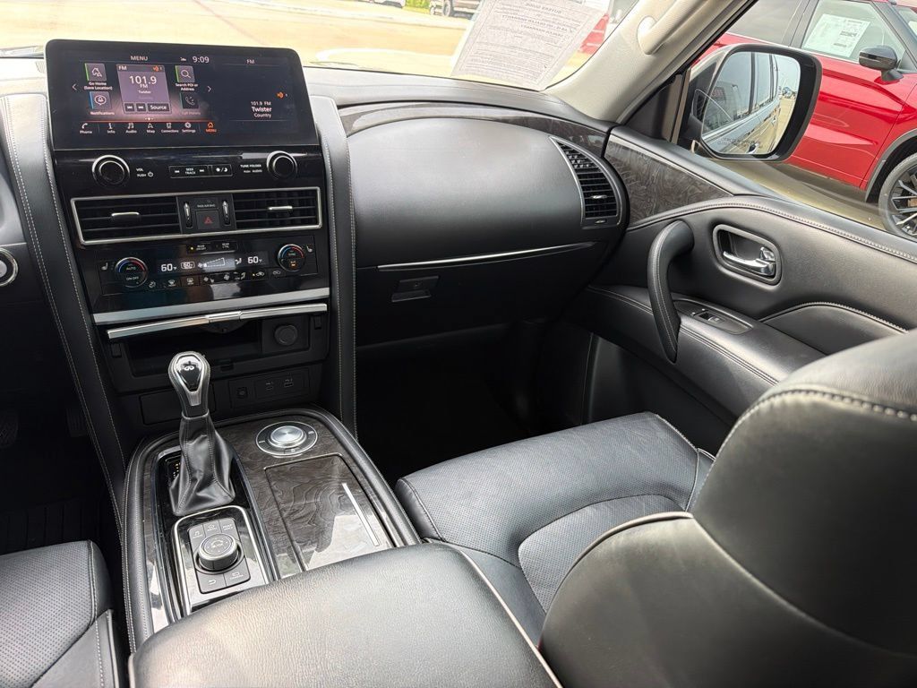 Used 2024 INFINITI QX80 Luxe RWD image 20