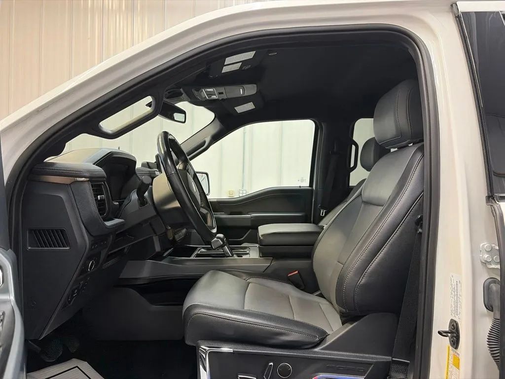 Used 2022 Ford F150 Lightning Lariat AWD/4WD image 12