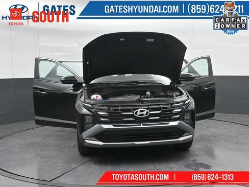 Used 2025 Hyundai Tucson SE AWD/4WD image 55