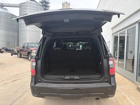 Used 2020 Ford Expedition Limited w/ Equipment Group 303A AWD/4WD image 8