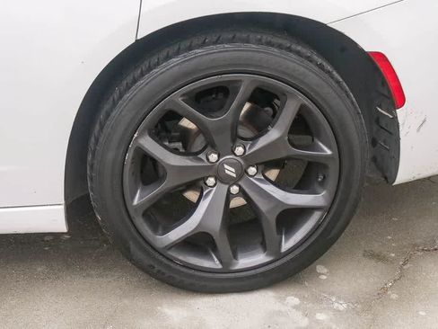 Used 2020 Dodge Charger SXT w/ Blacktop Package RWD image 6