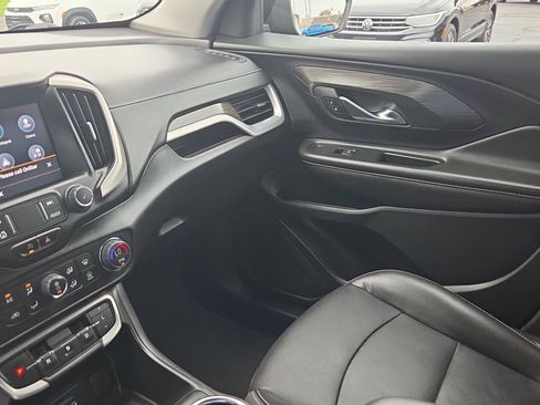 Used 2022 GMC Terrain SLT AWD/4WD image 19
