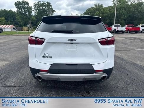 Used 2020 Chevrolet Blazer LT FWD image 4
