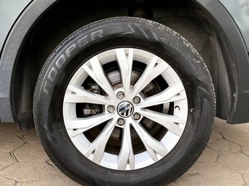 Used 2020 Volkswagen Tiguan S FWD image 42