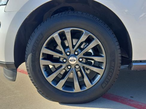 Used 2019 Ford Expedition Limited w/ Equipment Group 301A image 13