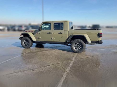 New 2026 Jeep Gladiator Mojave image 7