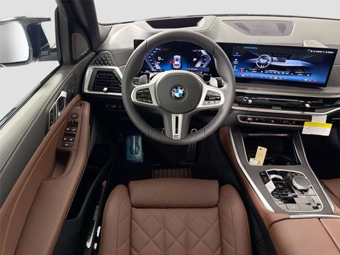 New 2026 BMW X5 M60i w/ Climate Comfort Package AWD/4WD image 46