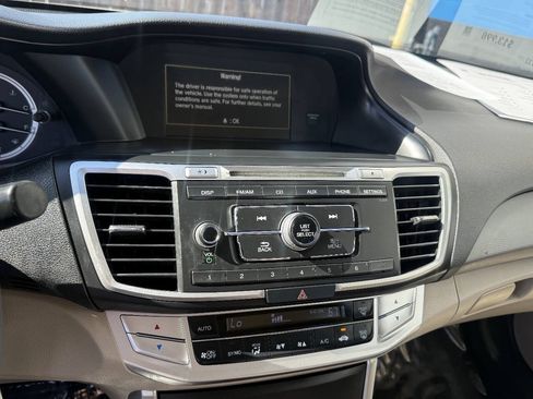 Used 2013 Honda Accord LX image 11