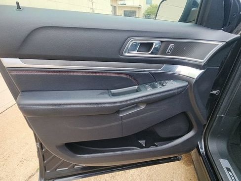 Used 2019 Ford Explorer Sport w/ Ford Safe & Smart Package AWD/4WD image 24