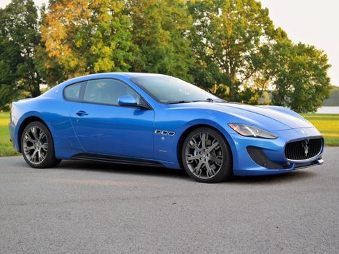 Used 2013 Maserati GranTurismo MC RWD image 2