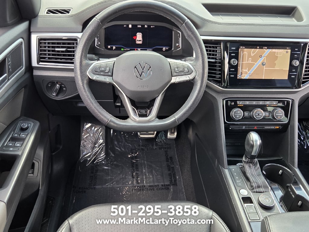 Used 2023 Volkswagen Atlas Cross Sport SEL R-Line AWD/4WD image 11