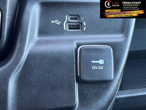 Used 2023 RAM ProMaster 2500 FWD image 25