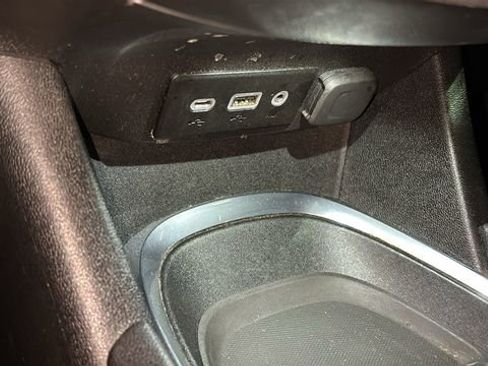 Used 2019 Chevrolet Malibu LT image 20