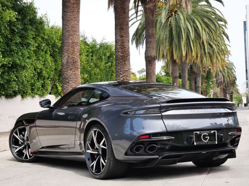 Used 2019 Aston Martin DBS Superleggera image 2
