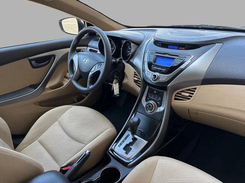 Used 2013 Hyundai Elantra GLS FWD image 36