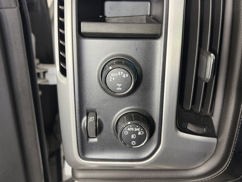 Used 2017 GMC Sierra 1500 SLT w/ SLT Premium Package image 27