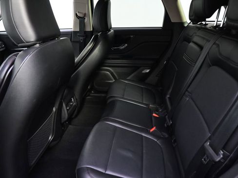 Certified 2023 Lincoln Corsair Reserve image 21