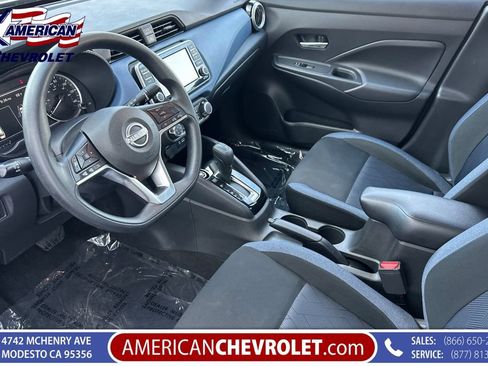 Used 2025 Nissan Versa SV FWD image 10