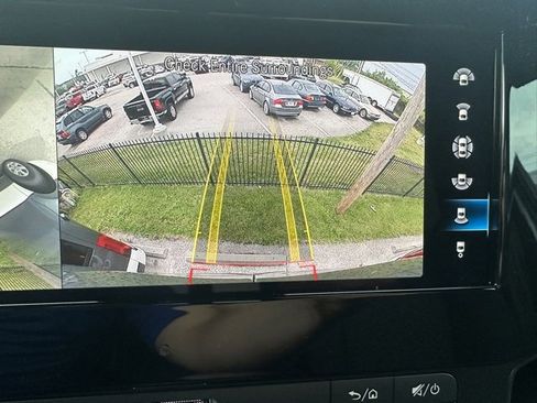 Used 2023 Mercedes-Benz Sprinter 2500 image 12