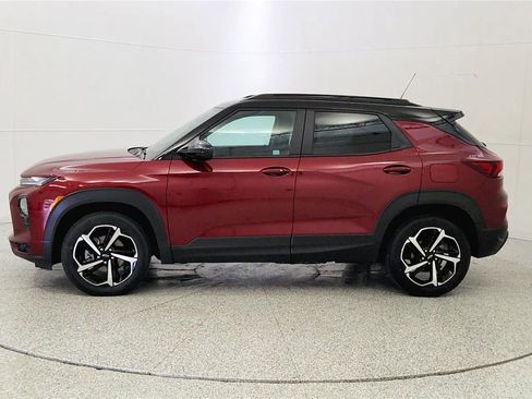 Used 2023 Chevrolet TrailBlazer RS w/ Technology Package AWD/4WD image 4