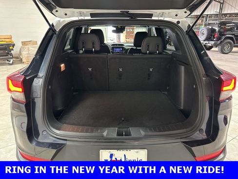 Used 2021 Chevrolet TrailBlazer ACTIV w/ Convenience Package image 8