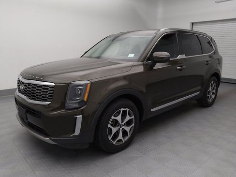 Used 2021 Kia Telluride EX FWD image 2