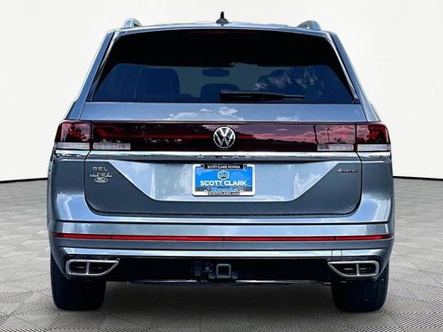 Used 2024 Volkswagen Atlas SEL Premium R-Line AWD/4WD image 6