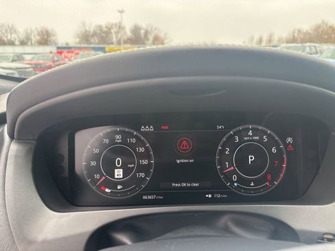 Used 2019 Jaguar F-PACE R-Sport image 13