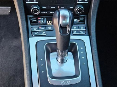 Used 2024 Porsche 718 Cayman image 11