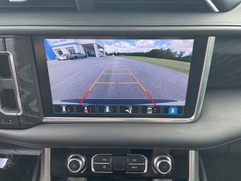Used 2021 GMC Yukon Denali w/ Denali Ultimate Package RWD image 23