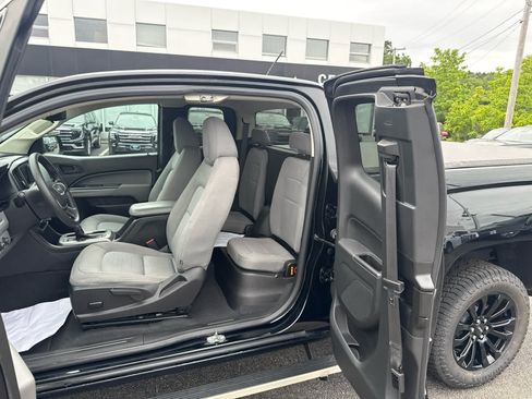 Used 2022 GMC Canyon Elevation Standard w/ Convenience Package AWD/4WD image 14