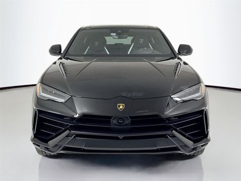 Used 2023 Lamborghini Urus S image 11