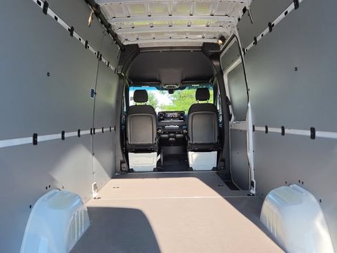 New 2026 Mercedes-Benz Sprinter 2500 image 34