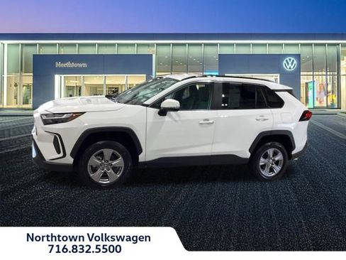 Used 2023 Toyota RAV4 XLE w/ XLE Grade Weather Package AWD/4WD image 2