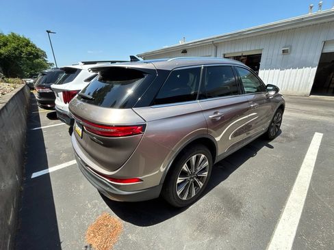 Used 2020 Lincoln Corsair Reserve w/ Elements Package AWD/4WD image 5