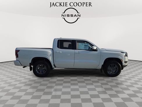 New 2025 Nissan Frontier SV AWD/4WD image 6