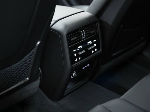 New 2026 Porsche Cayenne AWD/4WD image 34