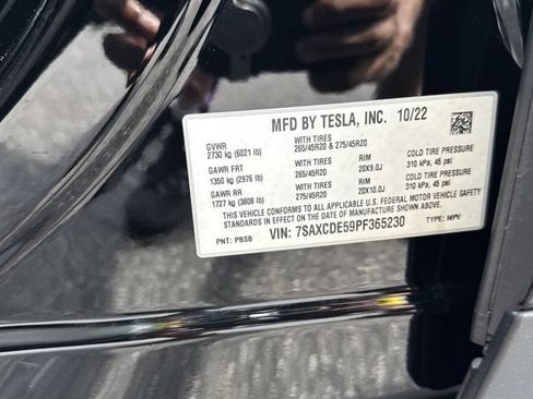 Used 2023 Tesla Model X AWD/4WD image 32