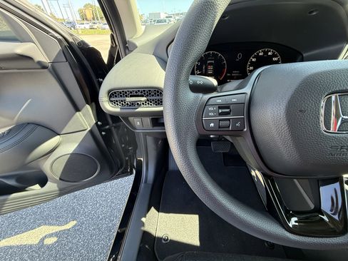 New 2026 Honda HR-V LX image 24