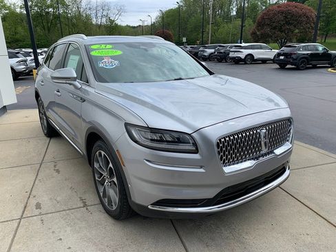 Certified 2023 Lincoln Nautilus Reserve w/ Equipment Group 201A AWD/4WD image 9