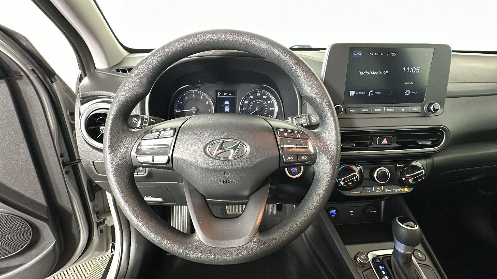 Used 2023 Hyundai Kona SEL w/ Cargo Package AWD/4WD image 17